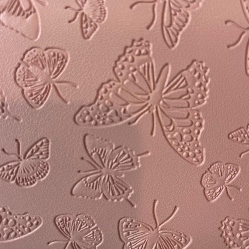 Elegant Butterfly Embossed Wallet - Picture 4 of 4